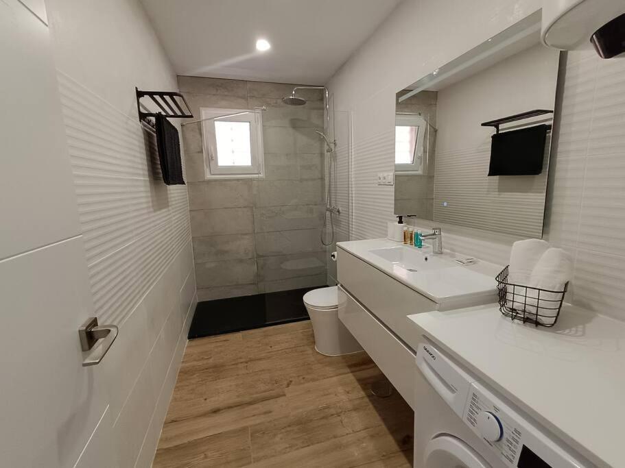 Beautiful House On The El Palo - - Allende Apartamento