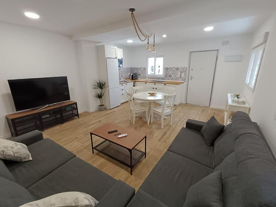 Apartamento Beautiful House On The El Palo - - Allende *