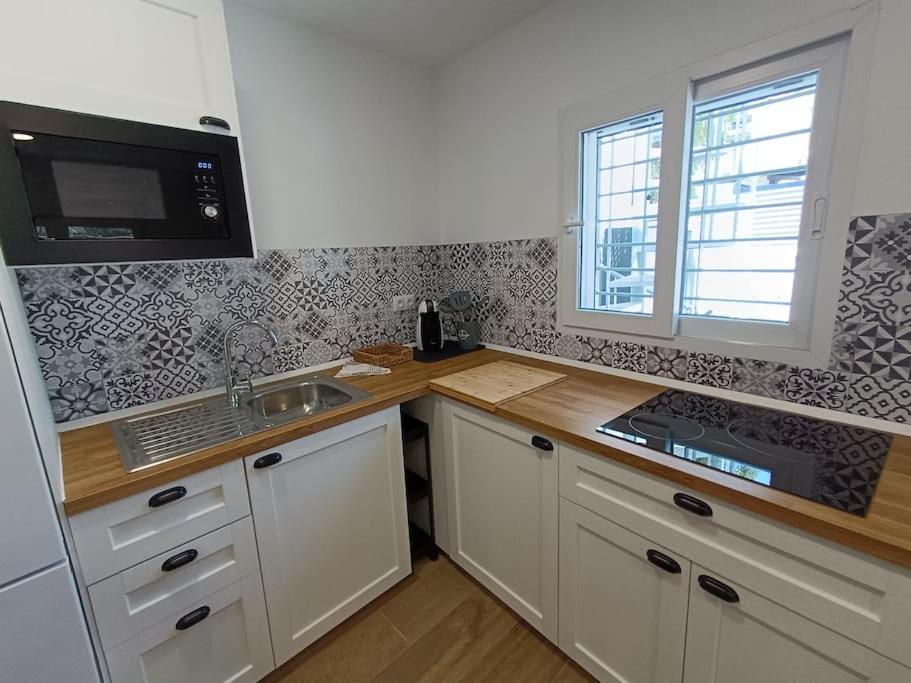 Beautiful House On The El Palo - - Allende Apartamento Málaga
